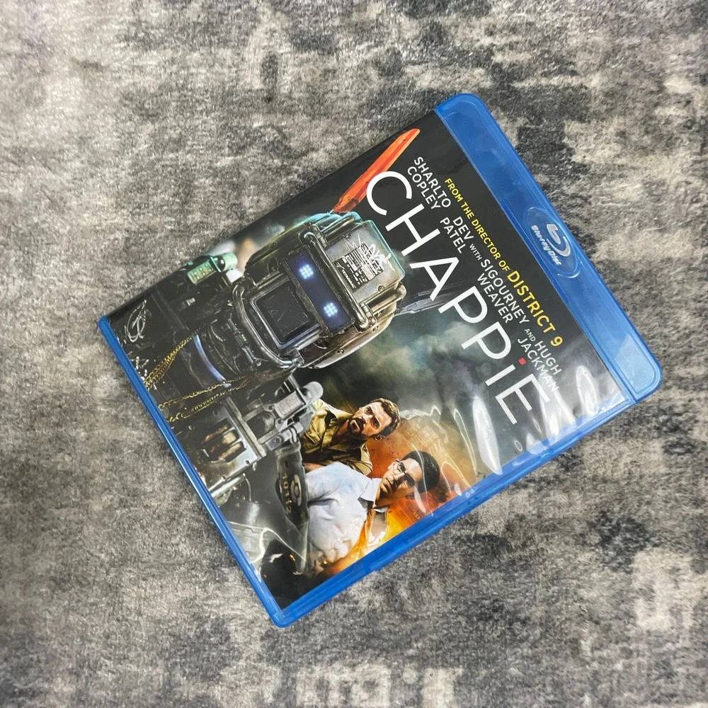 Chappie Blu-ray Mastered in 4K Neill Blomkamp Sci-Fi Movie Hugh Jackman